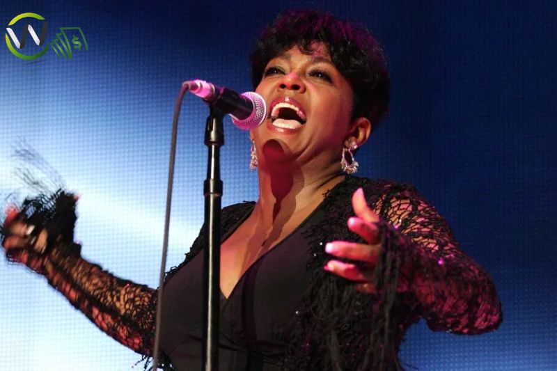 What is Anita Baker Net Worth 11/25/2023 | WCnetworth