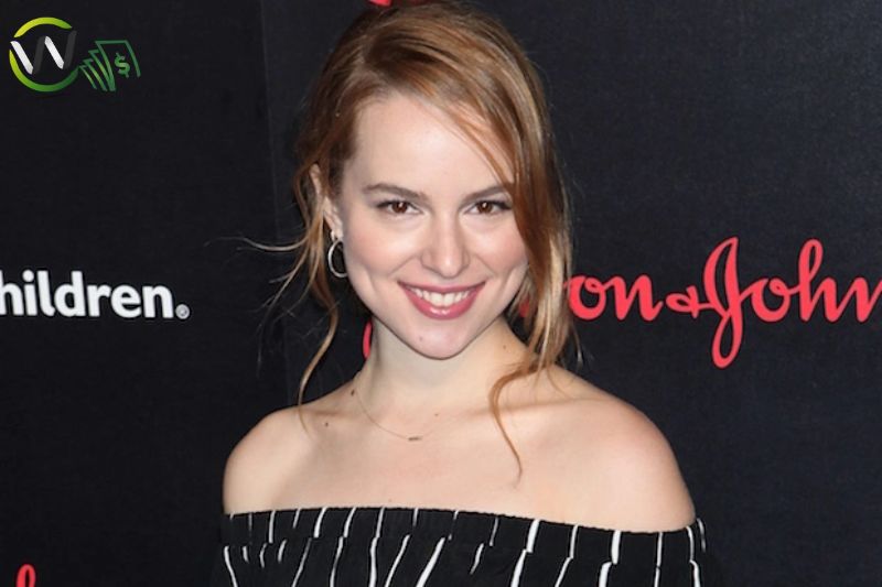 What is Bridgit Mendler Net Worth 10/19/2024 | WCnetworth