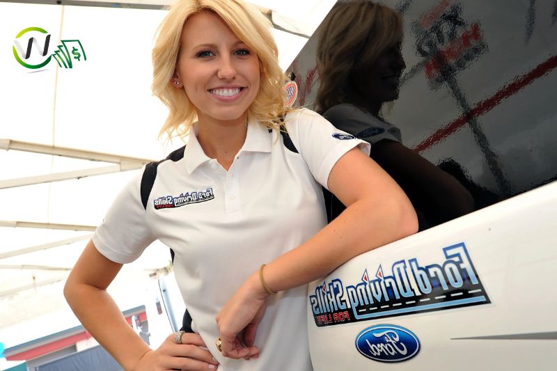 What is Courtney Force Net Worth 11/25/2023 WCnetworth
